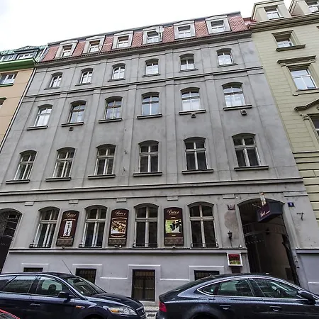 Апартаменты Charles Square Duplex Прага