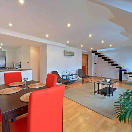 Апартаменты Charles Square Duplex *